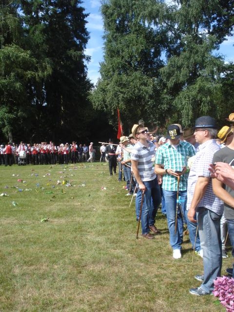 Zum Verkleinern  klicken!