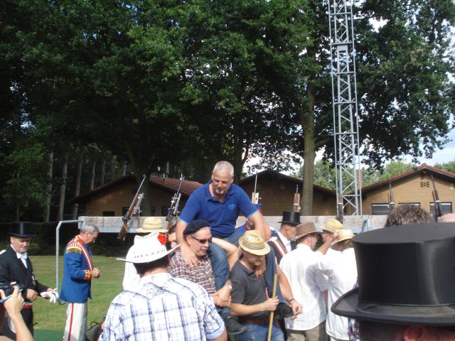 Zum Verkleinern  klicken!