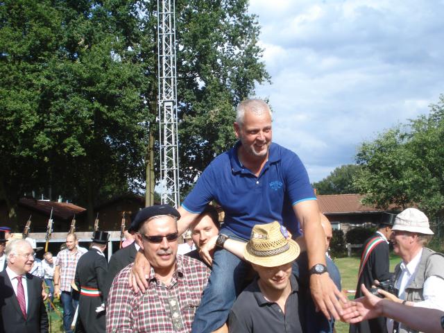 Zum Verkleinern  klicken!